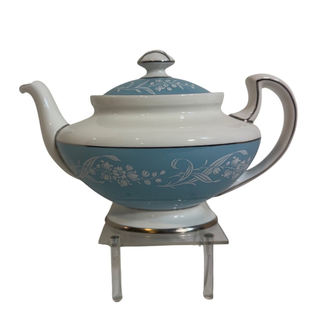 Royal Doulton Alexandria H.4912 Teapot Blue White Floral Bone China England